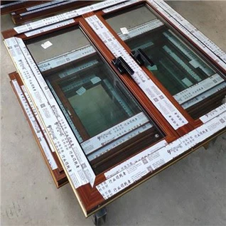 Finestre in alluminio effetto legno