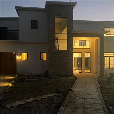 Porte e finestre in alluminio nero